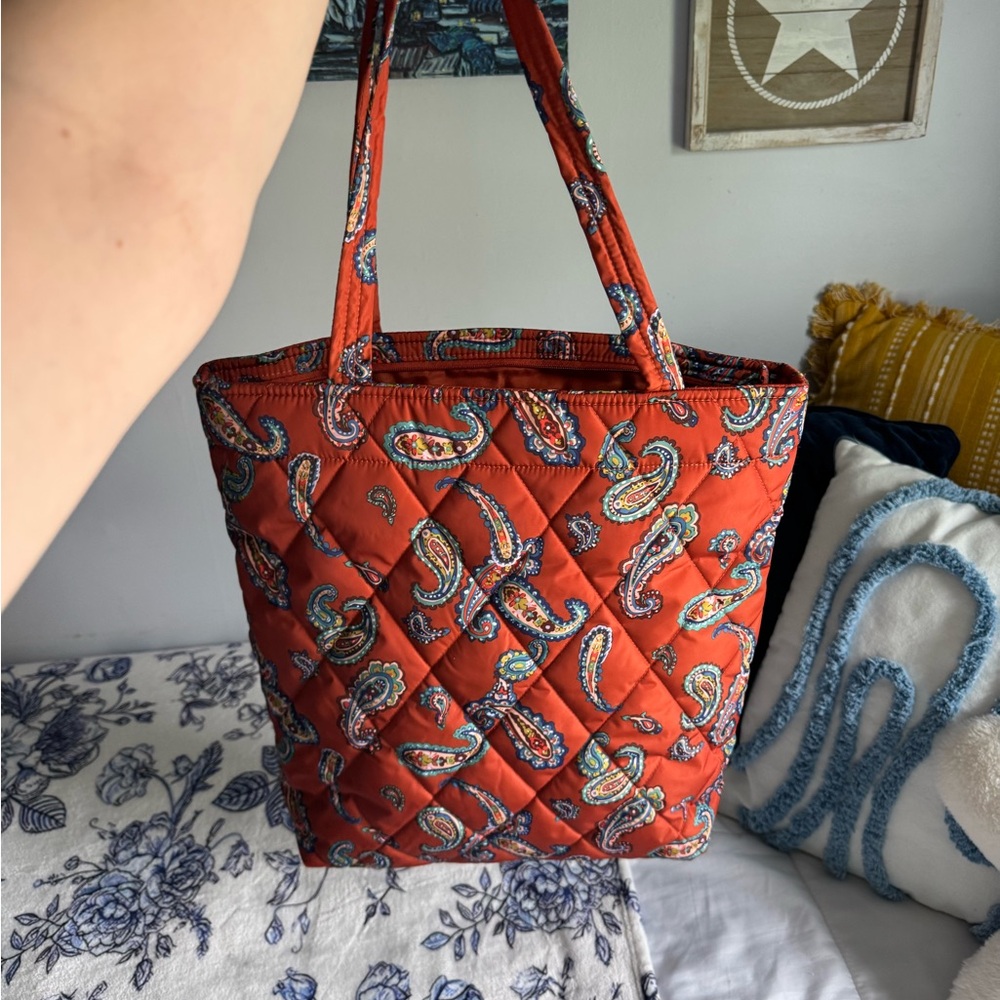 Vera Bradley Orange Small North South Tote Bag NEW WITH TAGS - Picture 4 of 8